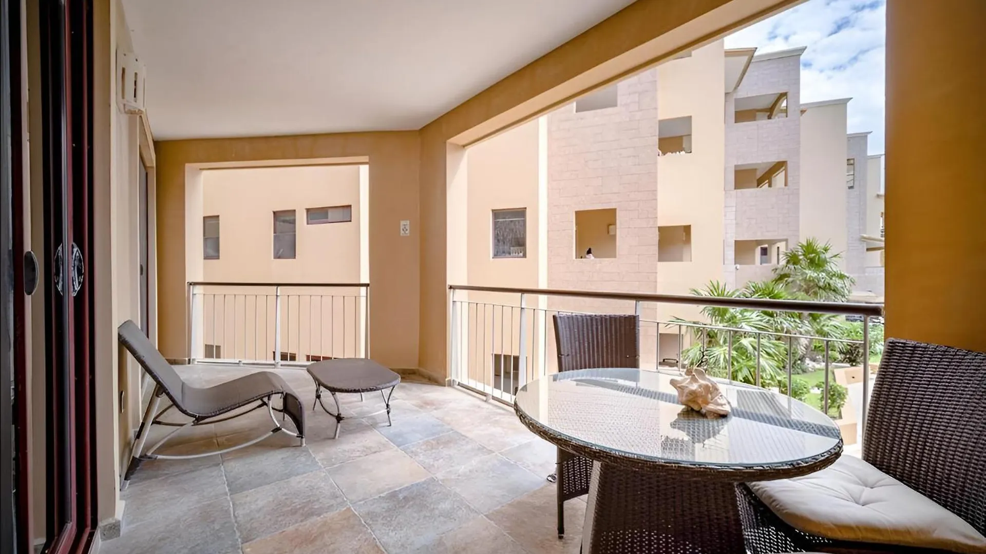 Apartamento 205 C: Centrally Located Apto. With Ocean View Playa del Carmen México