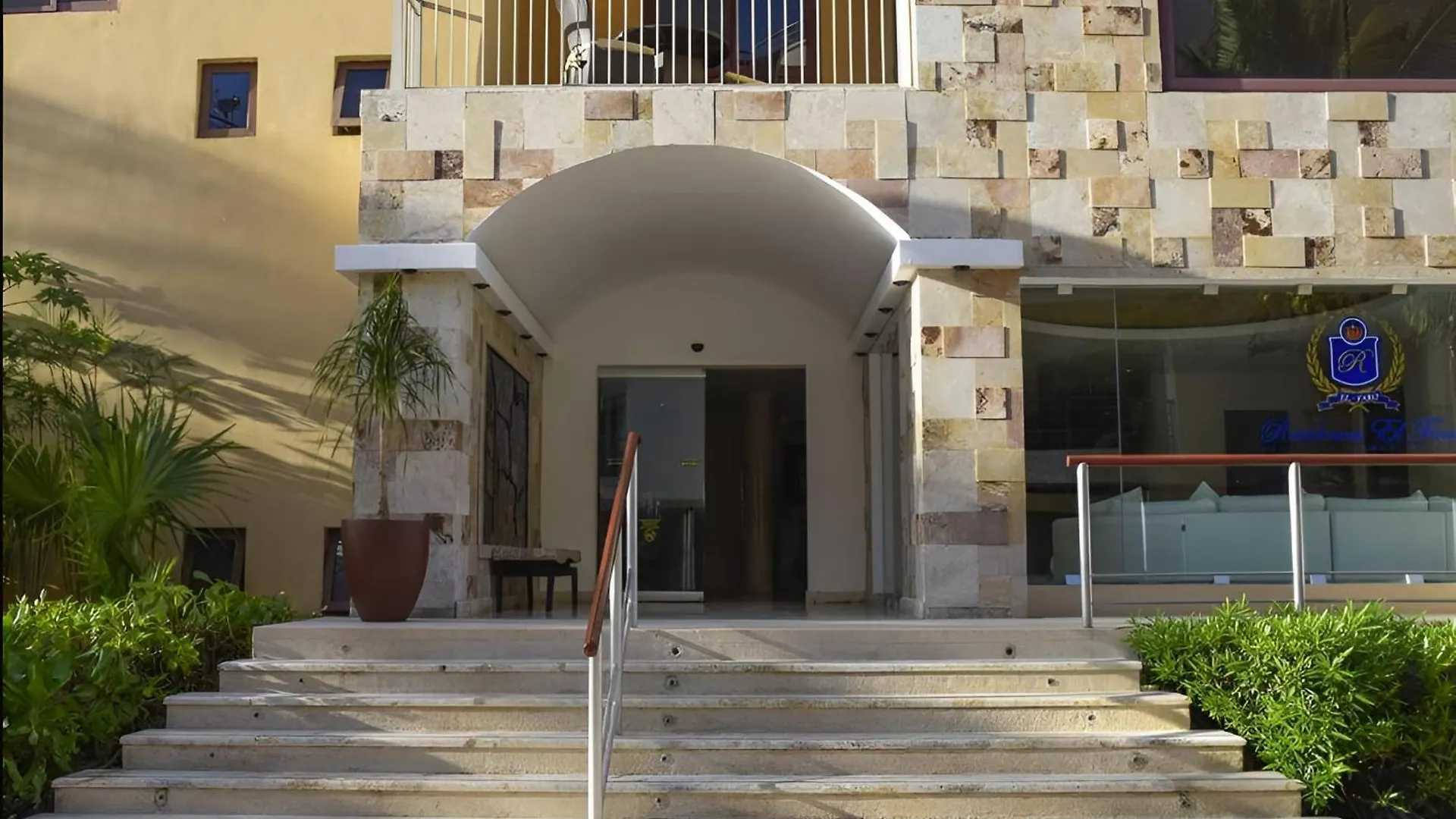 205 C: Centrally Located Apto. With Ocean View Playa del Carmen